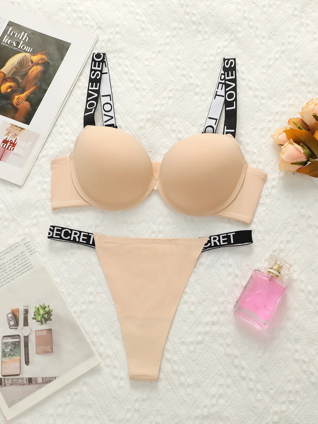 Bold & Glossy – Sexy Gathering Two-Piece Set